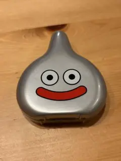 メタルスライム　目薬用ケース