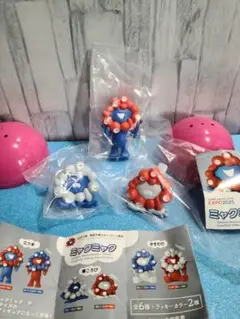大阪万博会場限定品！ミャクミャクガチャ　３点セット　②