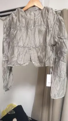 シルバー ギャザー クロップドシャツ 長袖