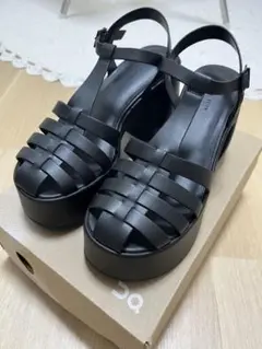 CHARLES & KEITH ブラック サンダル