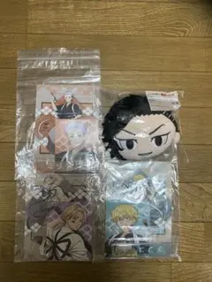 東京リベンジャーズ ココのぬいぐるみとミニボスター、キーホルダー、ステッカー