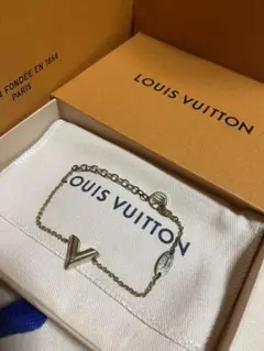 LOUIS VUITTON ルイヴィトン ブレスレット エセンシャルv