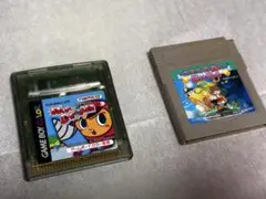 ゲームボーイカラーとゲームボーイ用のソフト2本セット。