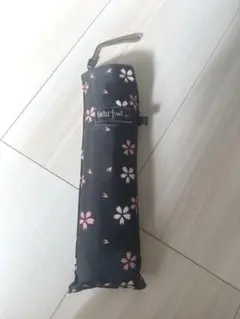 桜　花柄 折りたたみ傘 黒
