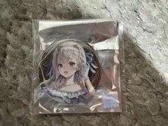 ローソン　缶バッジ　勝利の女神 ニケ NIKKE 等身　モダニア