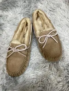 【大人気】UGG アグ モカシン ダコタ ベージュ