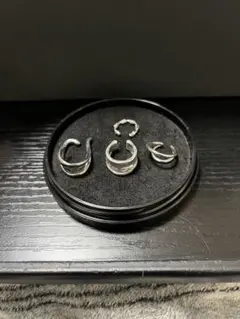 イヤーカフ