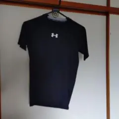 アンダーシャツ
