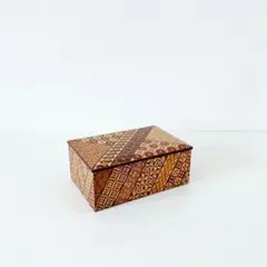 Item thumbnail for item 57511aab-4c22-4767-b768-70f0d6f6fa81
