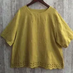いちごまるさん専用　新品！Khaki koji 刺繍 プルオーバー マスタード