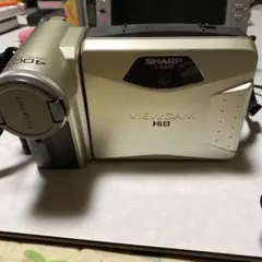 8mmテープのダビングに！ SHARP ビデオカメラ VL-EH500 8mmテープのダビングに！ SHARP ビデオカメラ VL-EH500 - メルカリ