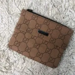 【美品】グッチ テッシュ ケース GG柄 キャンバス