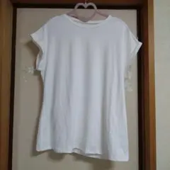 ホワイトノースリーブTシャツ