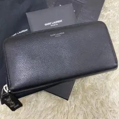 美品 付属品付き サンローラン 長財布 ラウンドジップ カサンドラ レザー 黒色