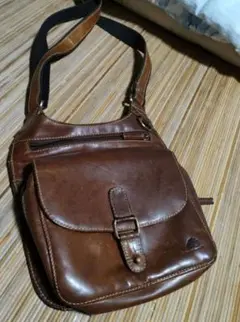 GREEN BURRY グリーンバリー 本革 ショルダーバッグ