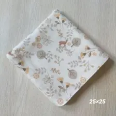 ハンドメイド ガーゼハンカチ大判(25×25)北欧調子鹿の住む森×オーガニック