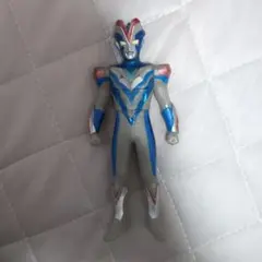 ウルトラマンビクトリーナイト　ソフビ