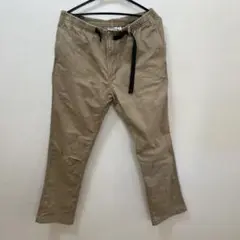 GRAMICCI グラミチ　チノパン Lサイズ　左膝 破れあり