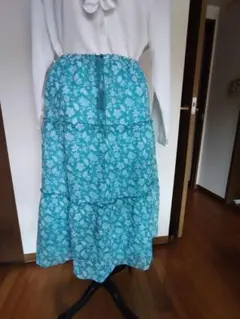 ふわふわスカ―ト　未使用保管品　大きめサイズ