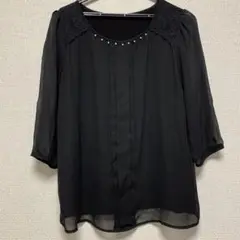 シフォン黒五分袖ブラウス