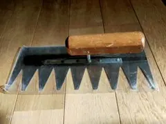 タイル施工用トロウェル ギザギザ刃