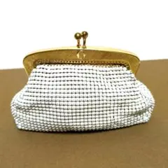 Item thumbnail for item 91018082-c931-4ab8-8009-98329df38e71