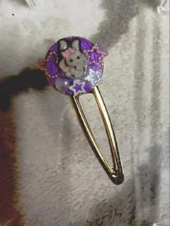 見上げるうさぎヘアピン