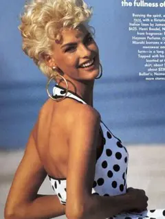VOGUE レア1991・5月号　リンダ・クリスティ・タチアナ　スーパーモデル