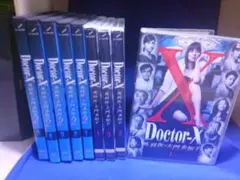 Doctor-X 外科医・大門未知子 全4巻＋2全5巻　米倉涼子　レンタル品