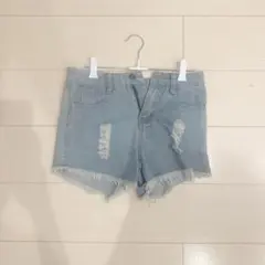 ライトブルー ダメージ加工 ショートパンツ