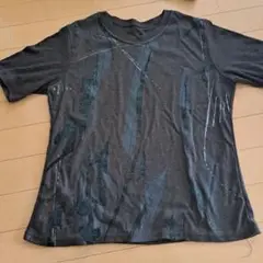 ブラウン 半袖Tシャツ 抽象模様