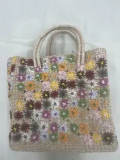 カラフル刺繍入り麻製かごバッグ　新品未使用品