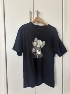 UNIQLO KAWS 半袖Tシャツ