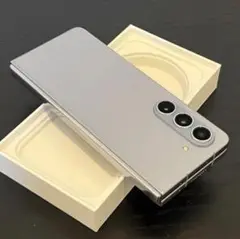 新品同様 Samsung Z Fold 5｜256gb｜SIMフリー