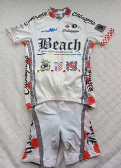 Item thumbnail for item 570823e3-b37a-47ec-8cb5-43bd49ea9470