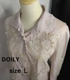 DOILY 薄いピンク 刺繍入り長袖シャツ
