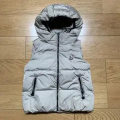 モンクレール☆ベージュベスト☆140センチ