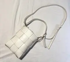 美品　ショルダーバッグ　lugnoncure テチチ