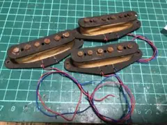 Item thumbnail for item a1ca4a9c-f79c-4700-9306-ef47d1ad2de1