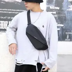 ⭐匿名配送⭐ボディバッグ ウエストバッグ斜め掛けブラック黒防水☆