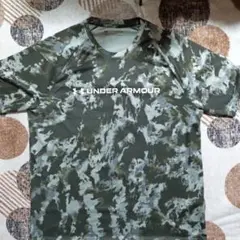 UNDER ARMOUR XL 迷彩 Tシャツ