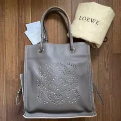 LOEWE ããšã ã·ã§ãããŒããŒãããã°ã ã¢ãã°ã©ã ãã³ãã³ã°