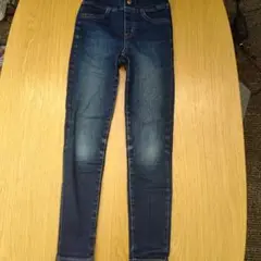 Item thumbnail for item 3cba2937-46a2-4745-8c7b-e5ab9e95c506