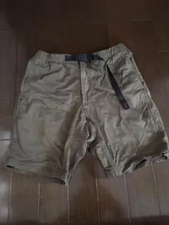 グラミチ　GRAMICCI ショートパンツ ハーフパンツ　カーキ　オリーブ