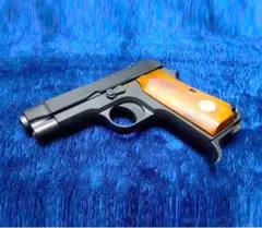 エアガン ベレッタm1934 ノワールモデル サイレンサー 木製グリップ付き Amazon.co.jp: ものWA ベレッタ M1934 NOIR サイレンサーと木製
