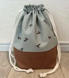 ハンドメイド　コップ袋　巾着袋　さくらんぼ
