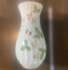 ストロベリー柄 陶器製花瓶 フレア型