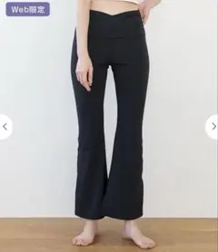 SUKALA ベーシックフレアパンツ M ブラック