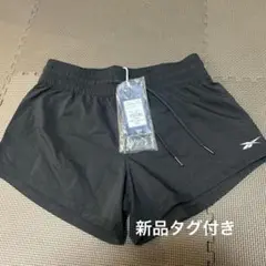 新品:Reebok ショートパンツ