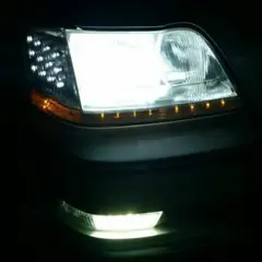 17マジェスタ 後期 ヘッドライト イカリング JZS177 UZS171 17マジェスタ 後期 ヘッドライト イカリング JZS177 UZS171